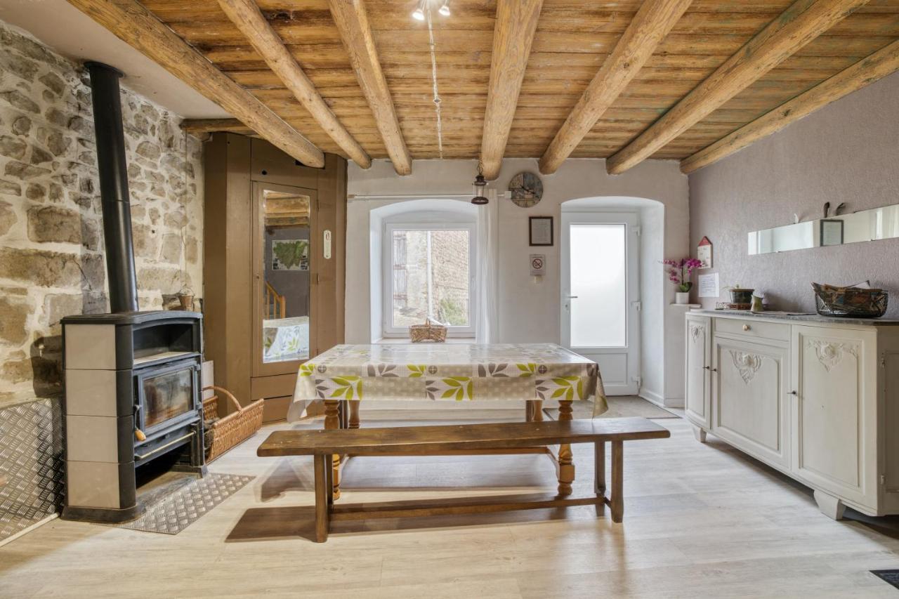 Maison Charmante A Valprivas Avec Jardin Prive. Esterno foto