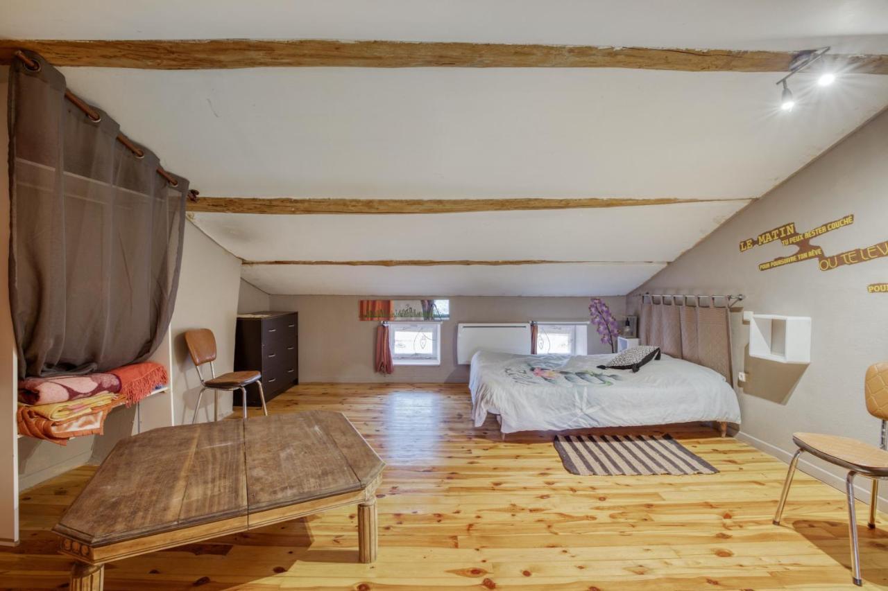 Maison Charmante A Valprivas Avec Jardin Prive. Esterno foto